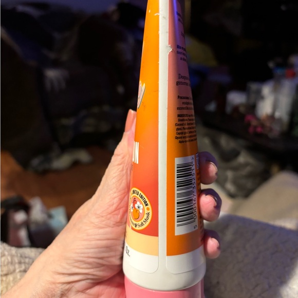 Soap & Glory Peach Please Hydrating Body Lotion 250ml. New! - Picture 2 of 3